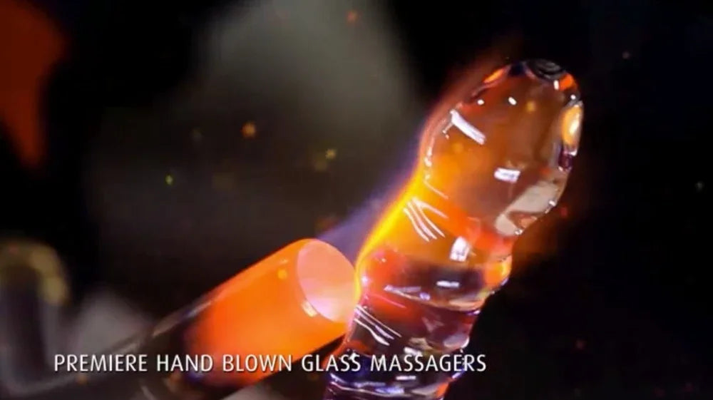 Handgeblasener Glas-Massager mit glänzender Oberfläche – ideal für intime Momente