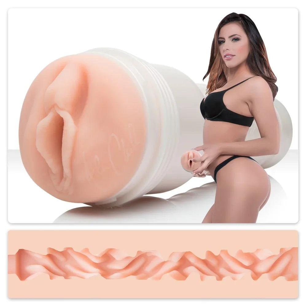 Realistischer Vibrator mit anatomischer Form und texturierter Innenseite für intensives Vergnügen