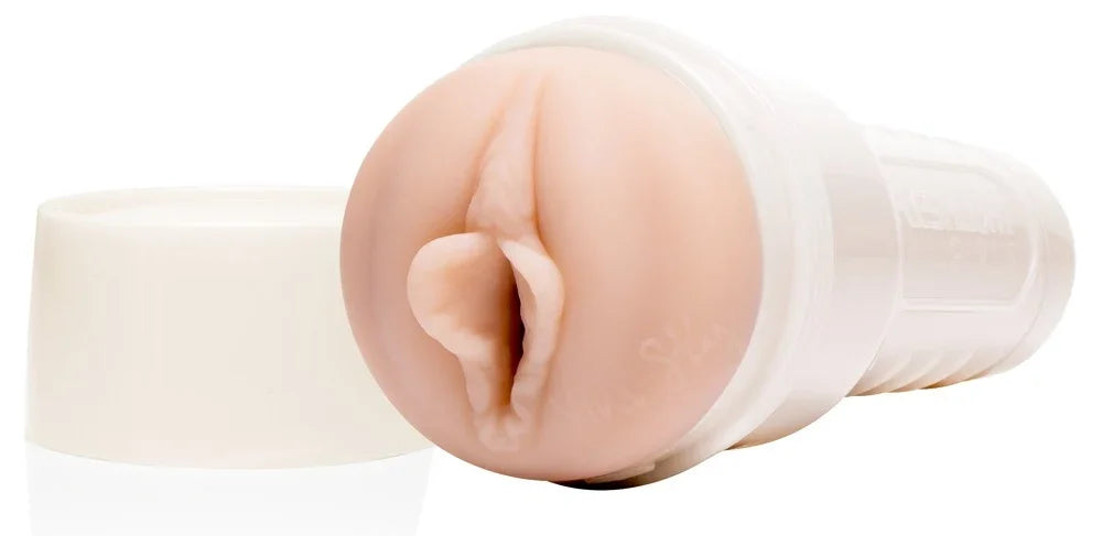 Realistischer Penis-Vibrator mit weichem Silikon, ideal für intime Momente – diskret und hautfreundlich