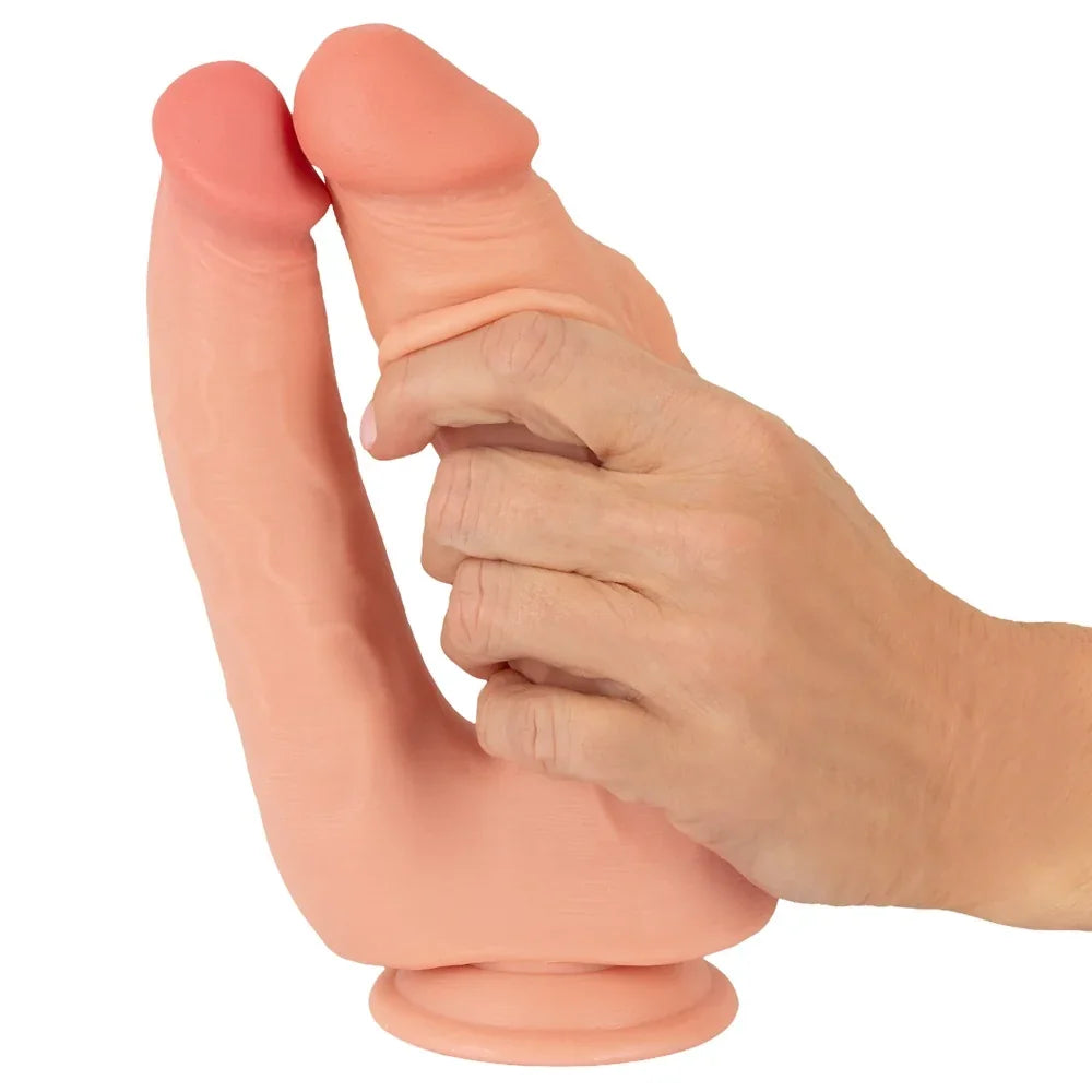 Realistischer Dildo mit Saugnapf, hautfarben, für intime Momente