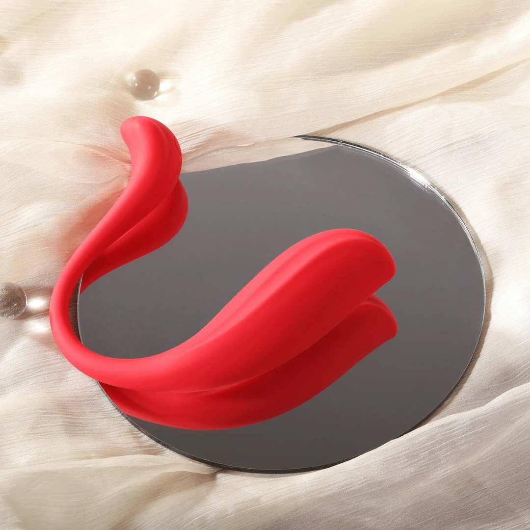 Vibrator "Vibro Egg Phoenix Neo" made of silicone - controllable via app 10.8 cm (red)